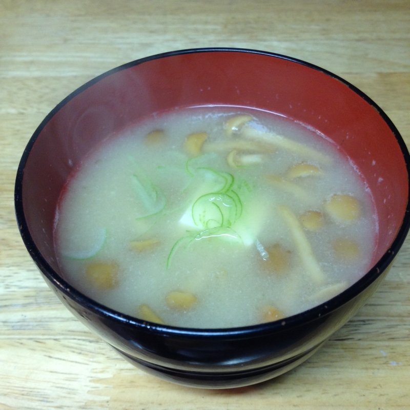 お味噌汁♪なめこ・豆腐♪