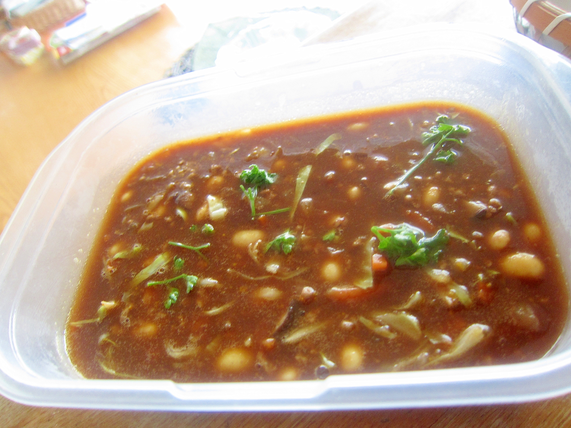 牛豚挽肉と玉葱キャベツ人参大豆カレー