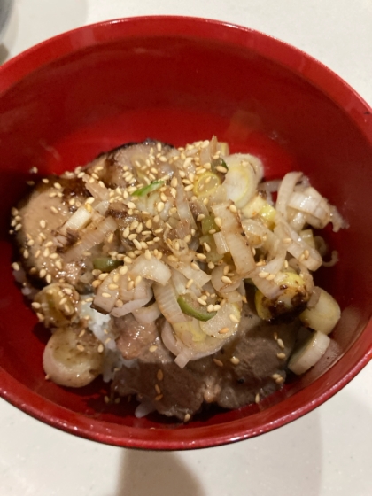 シンプル☆ネギ塩牛タン丼☆