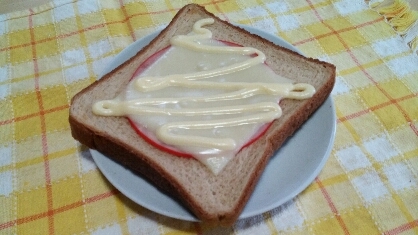 朝食☆ハムチーズマヨネーズトースト