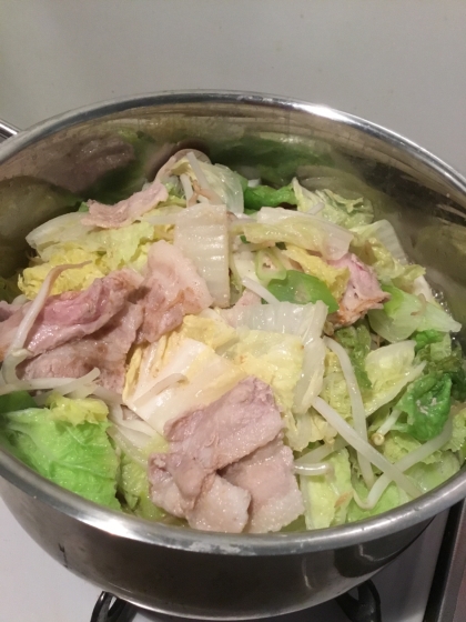 もやしをプラス★豚ﾊﾞﾗと白菜の重ね鍋