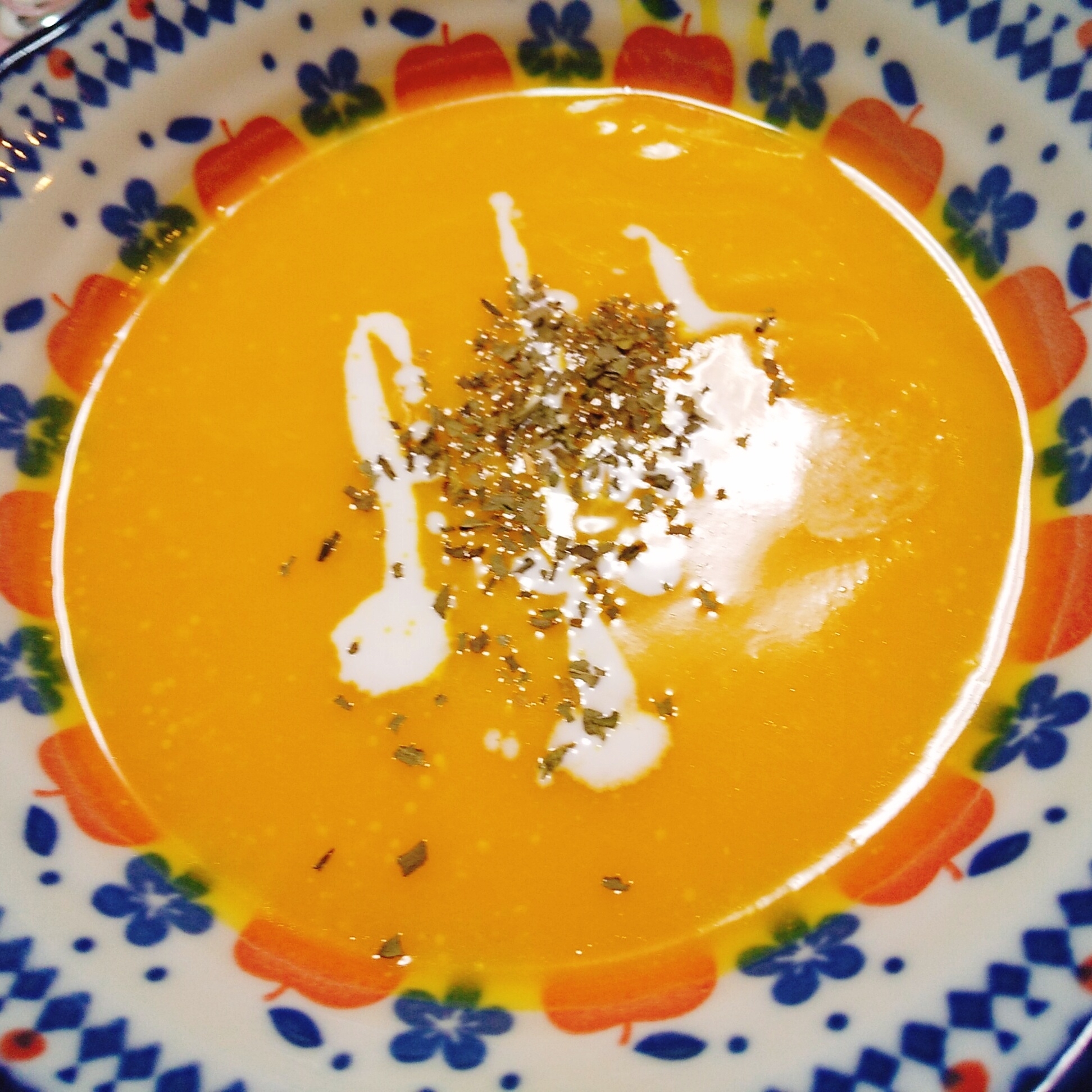 豆乳たっぷり！かぼちゃの濃厚スープ