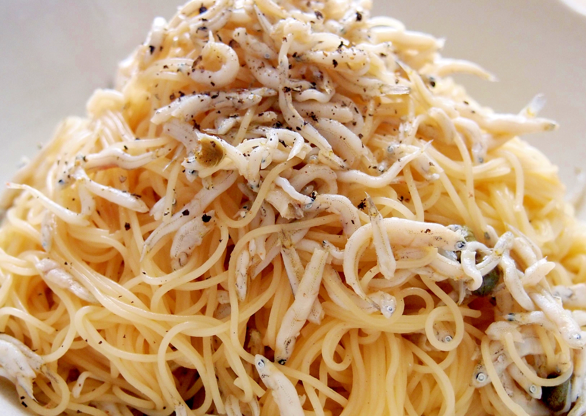 和えるだけしらすとケッパーの和イタリアン冷製パスタ
