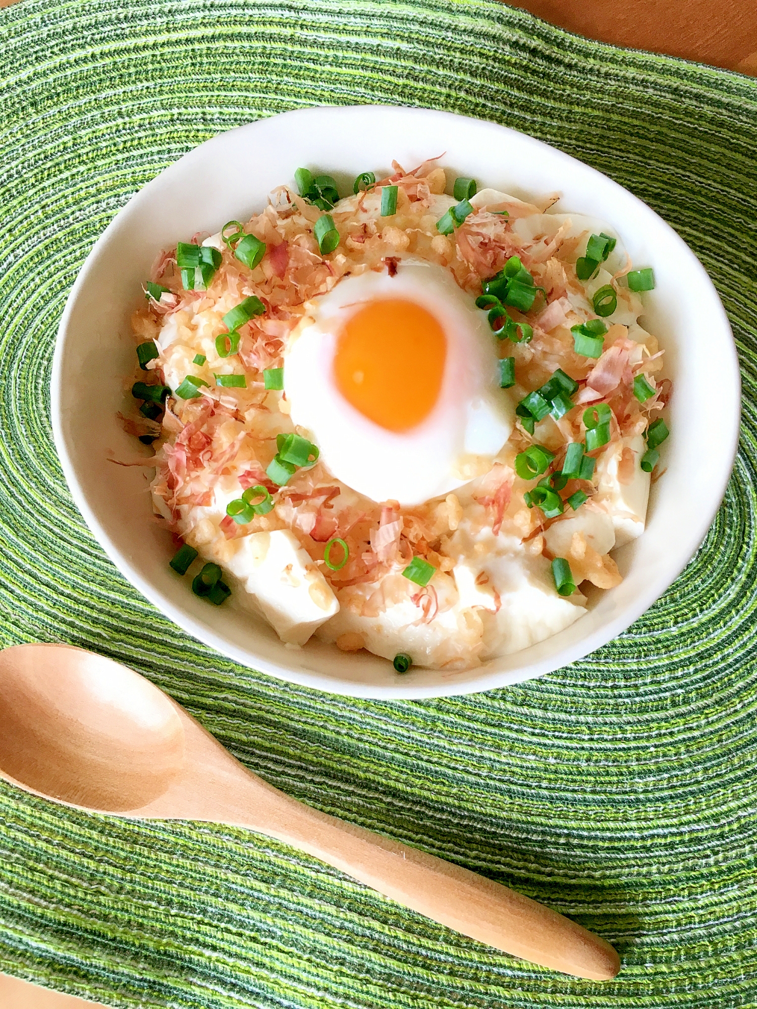 さっぱりお手軽！冷や奴丼