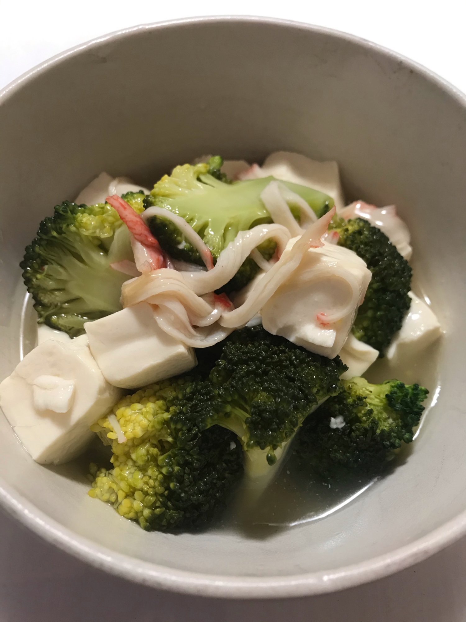ブロッコリーと豆腐の煮物