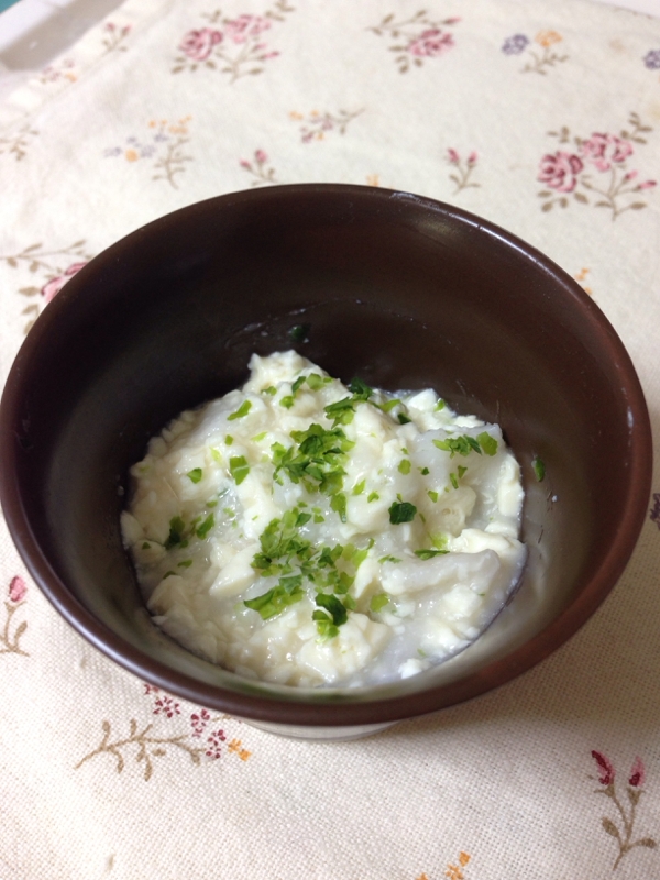 離乳食☆味噌汁の具で簡単！里芋と豆腐の青海苔和え