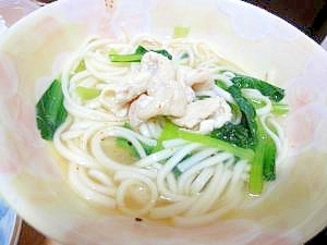 小松菜と鶏皮の昆布茶うどん