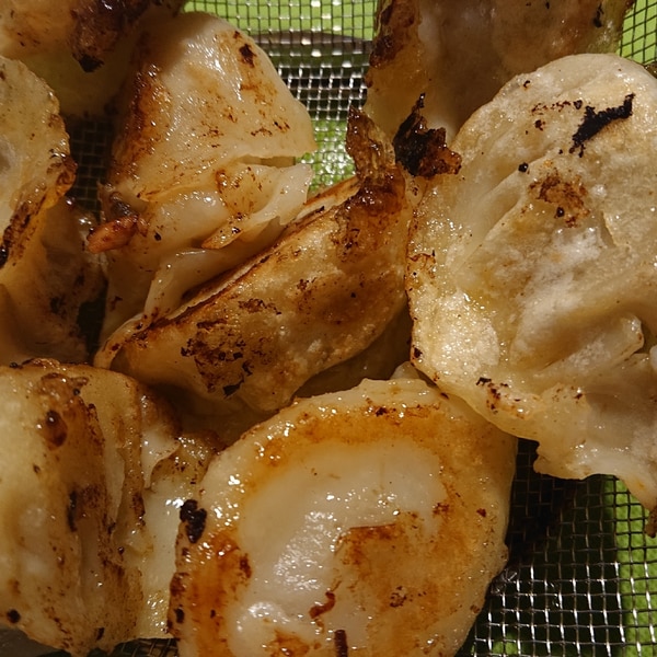 水餃子で揚げ餃子 レシピ 作り方 By 膝小僧 楽天レシピ 水餃子で揚げ餃子 レシピ 作り方 By 膝小僧 楽天レシピ