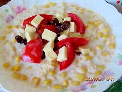 ホールタイプコーン入りオートミール御飯