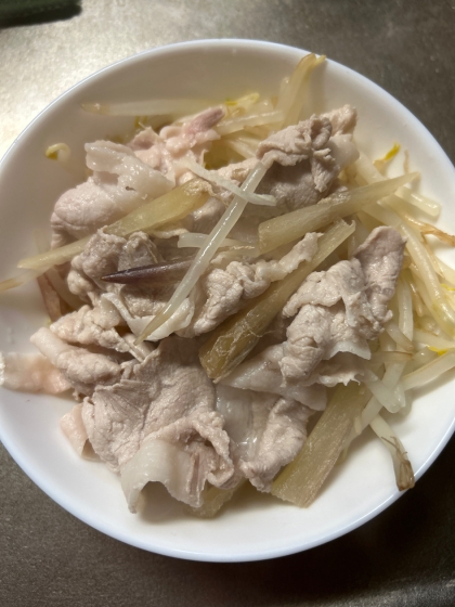 無限にいける！やみつき！【中華風もやし】