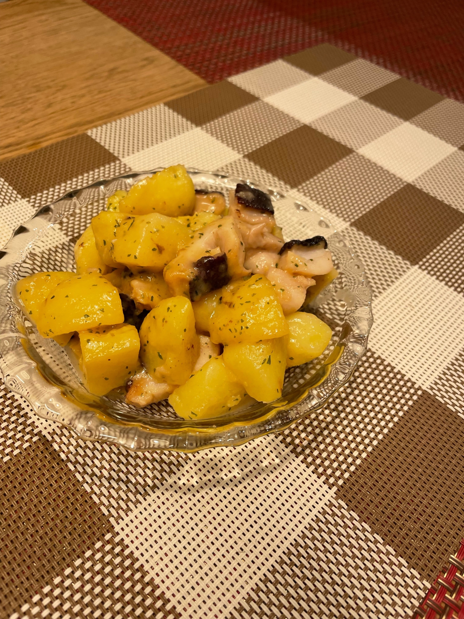 タコとじゃがいものガーリックバター レシピ 作り方 By Sancyu3 楽天レシピ タコとじゃがいものガーリックバター レシピ 作り方 By Sancyu3 楽天レシピ