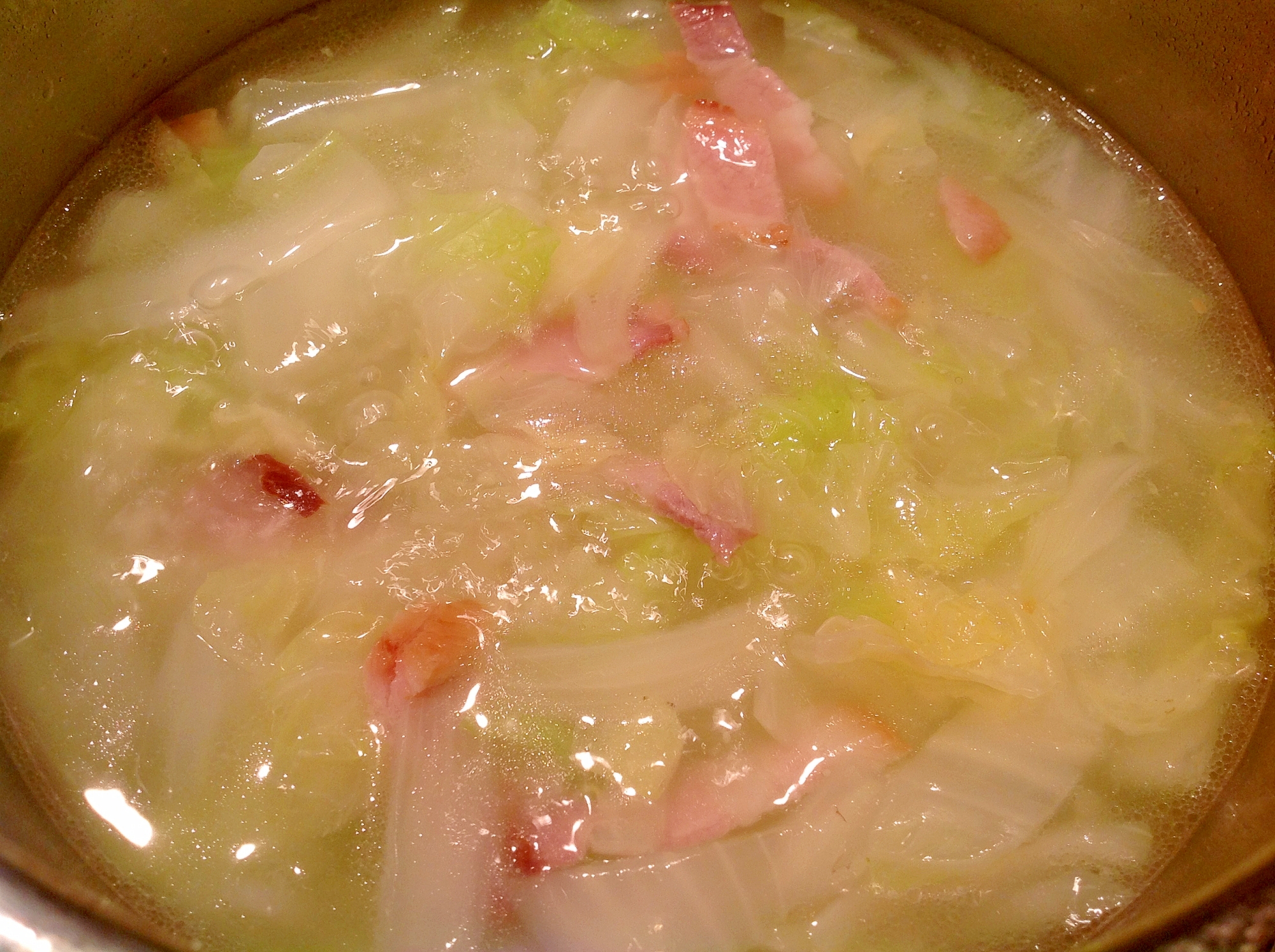 白菜ベーコン玉ねぎスープ