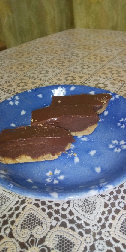 超簡単！レンチンして冷やすだけ！生チョコタルト！