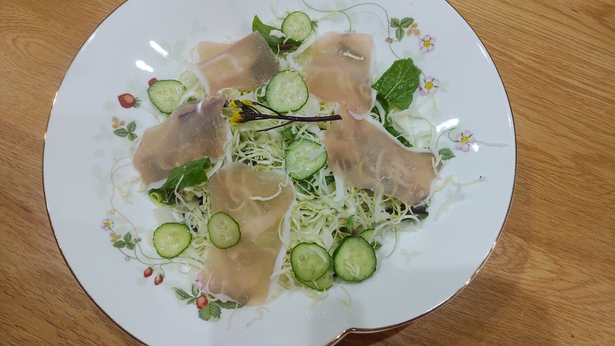 生ハム、紅菜苔のアマニ油サラダ