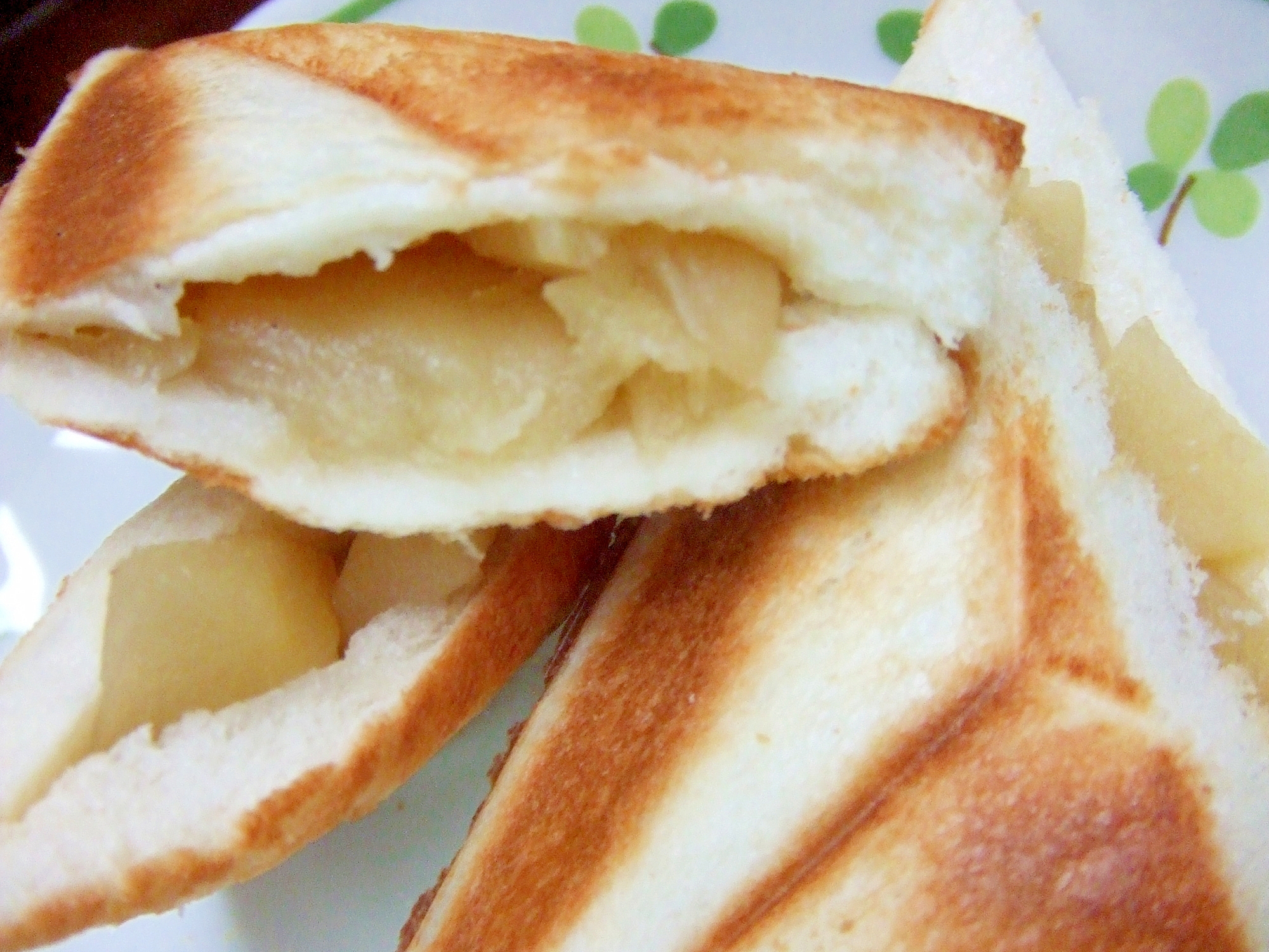 ホットアップルパン＊ビタントニオで焼きりんごサンド