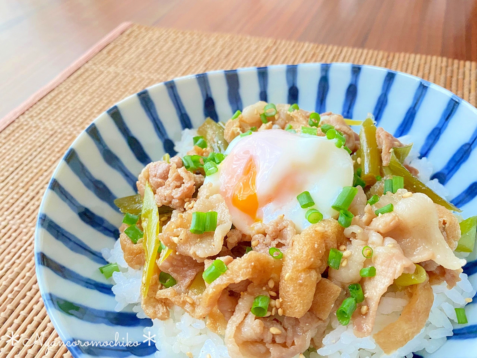 甘辛じゅわぁ♡豚きつね丼