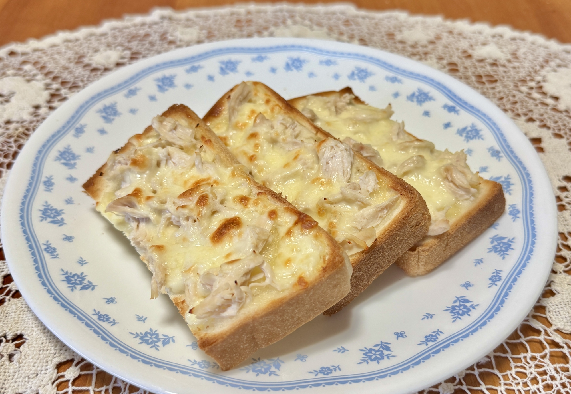 朝食にささみ&チーズでタンパク質☆オープンサンド