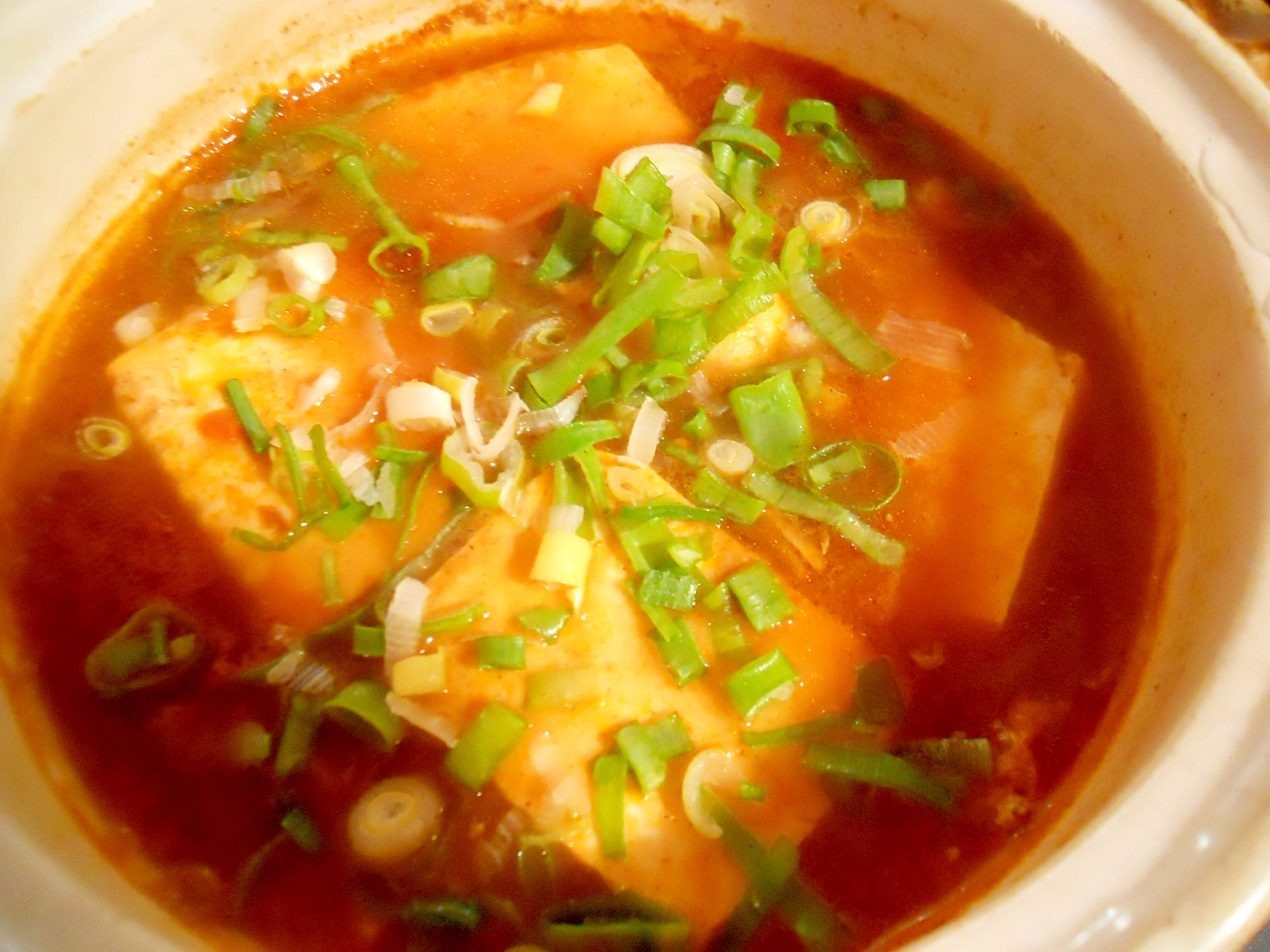 土鍋で☆豆腐と卵　レトルトカレーでカレースープ