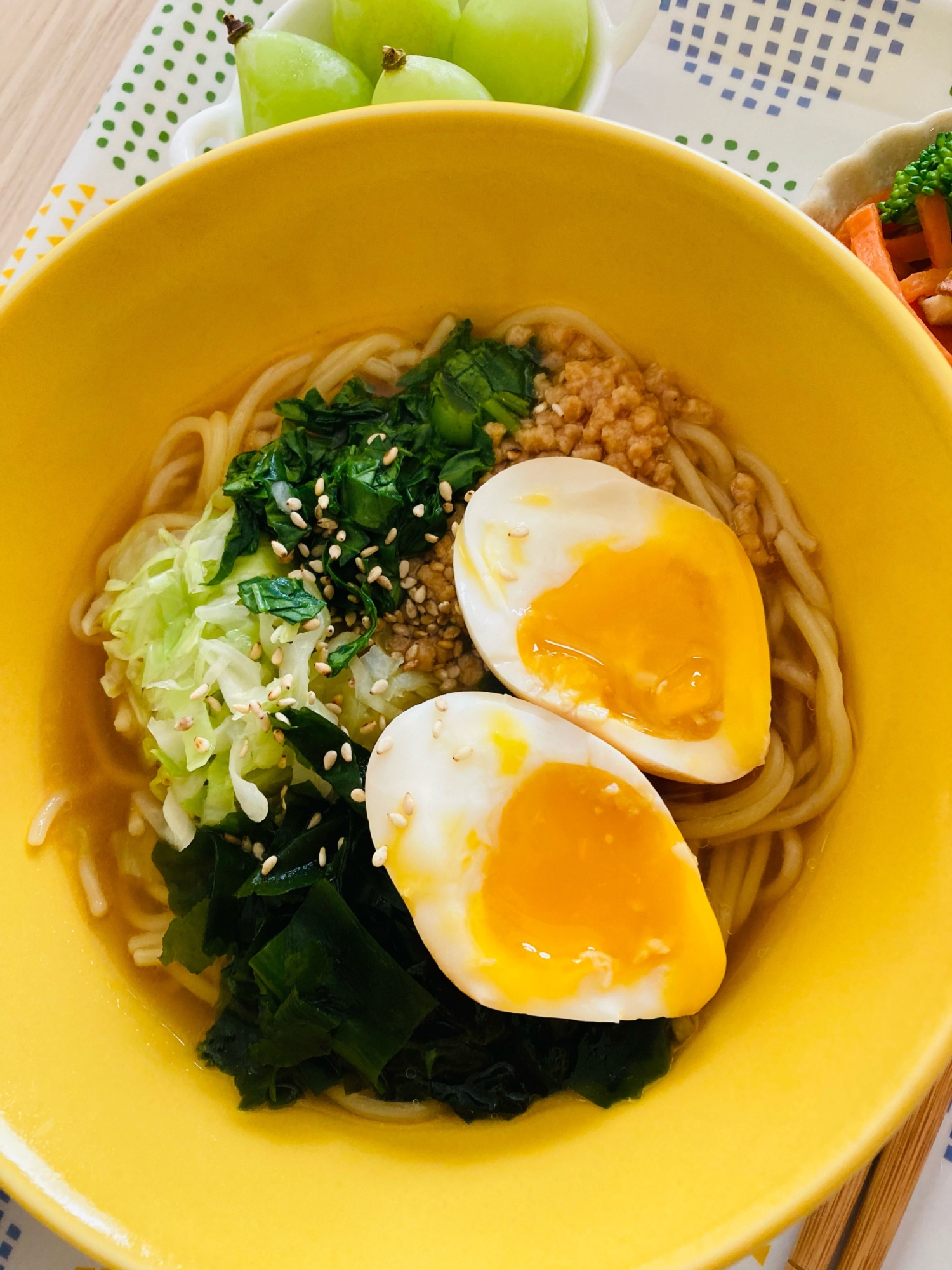 やきそば麺と余ったラーメンスープで即席ラーメン