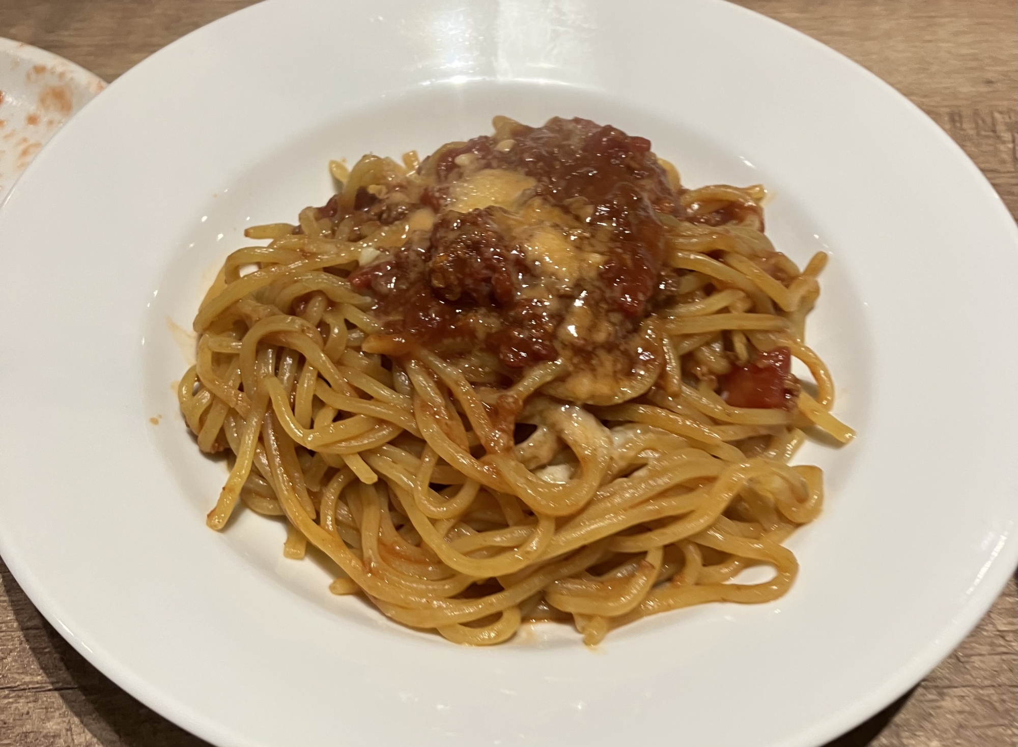 ケチャップでミートチーズパスタ