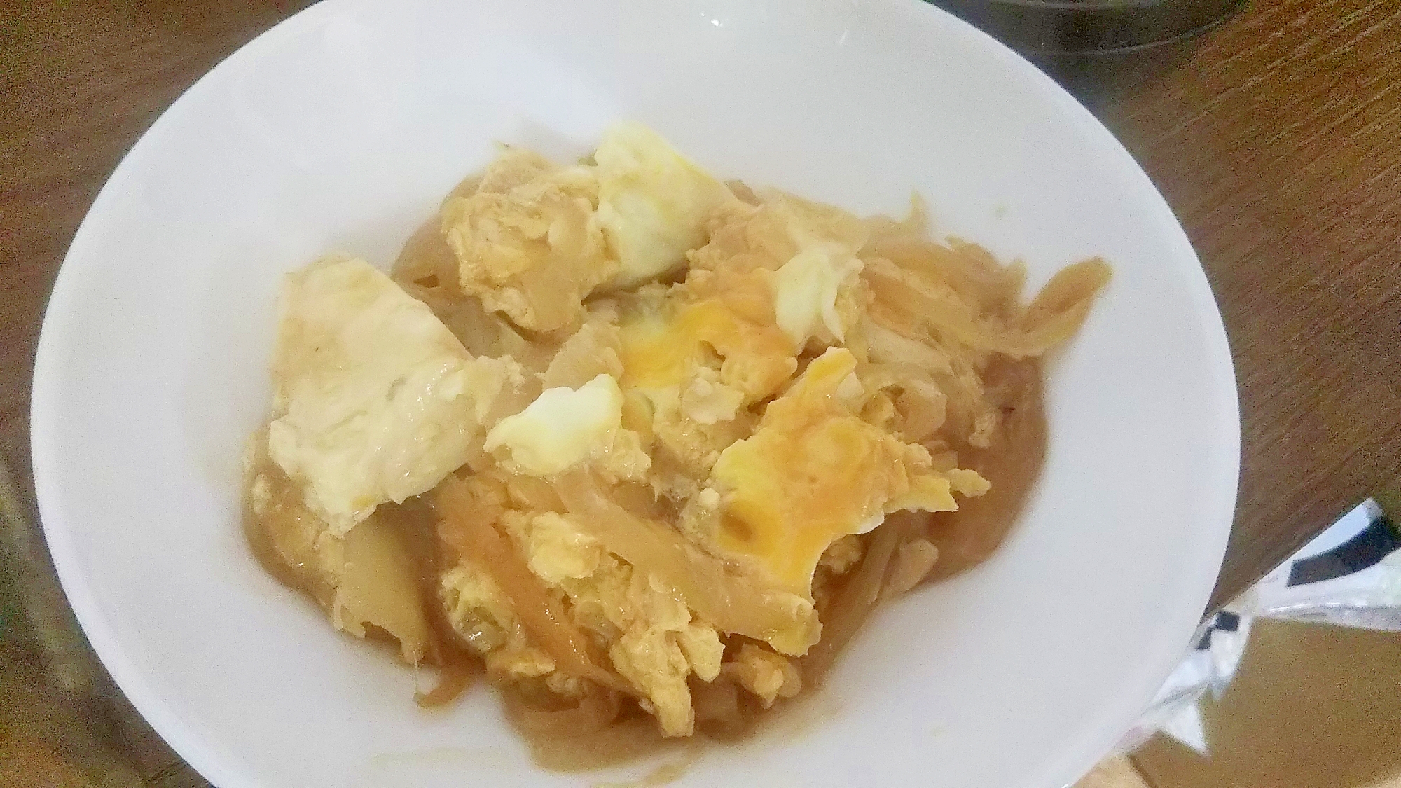 角煮の煮汁で豆腐と玉ねぎの簡単卵とじ