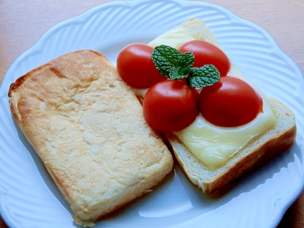 ６分！？流行り生パン❤チーズ＆トマトのホットサンド