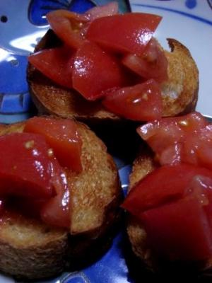 完熟トマトを使用して　パン・コン・トマテ