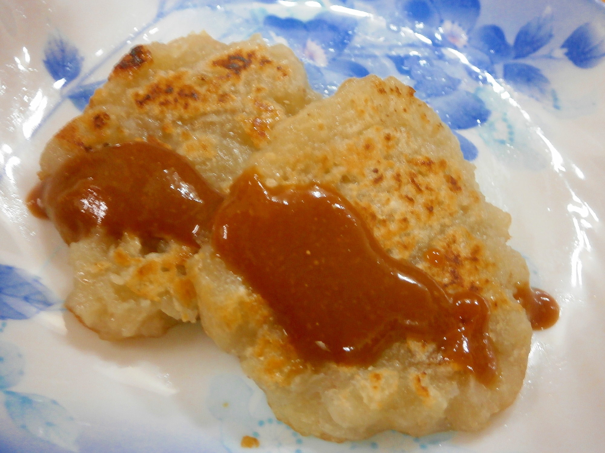 【うま塩】じゃがいも餅の味噌がけ