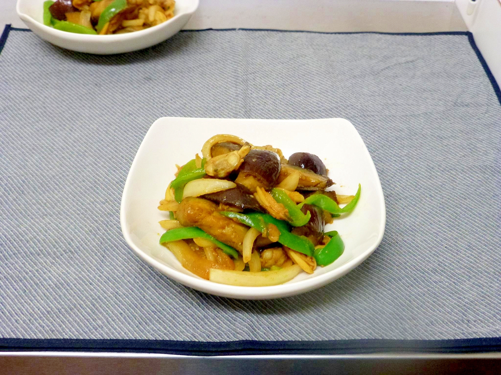 茄子とあさりのカレー炒め