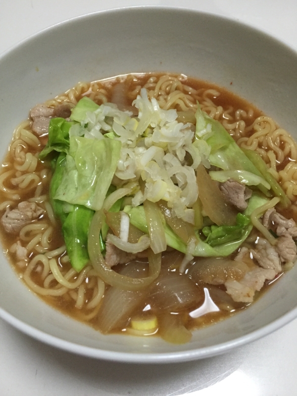 寒い日は キムチの素を足して 野菜キムチラーメン♪