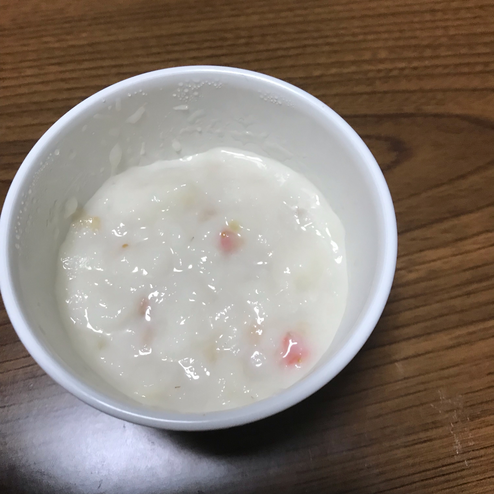 【離乳食中期】電子レンジで！いちごミルクパン粥