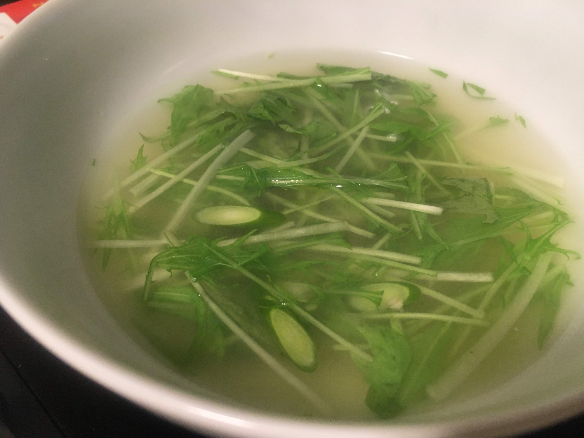 にんにくの芽と水菜の味噌汁