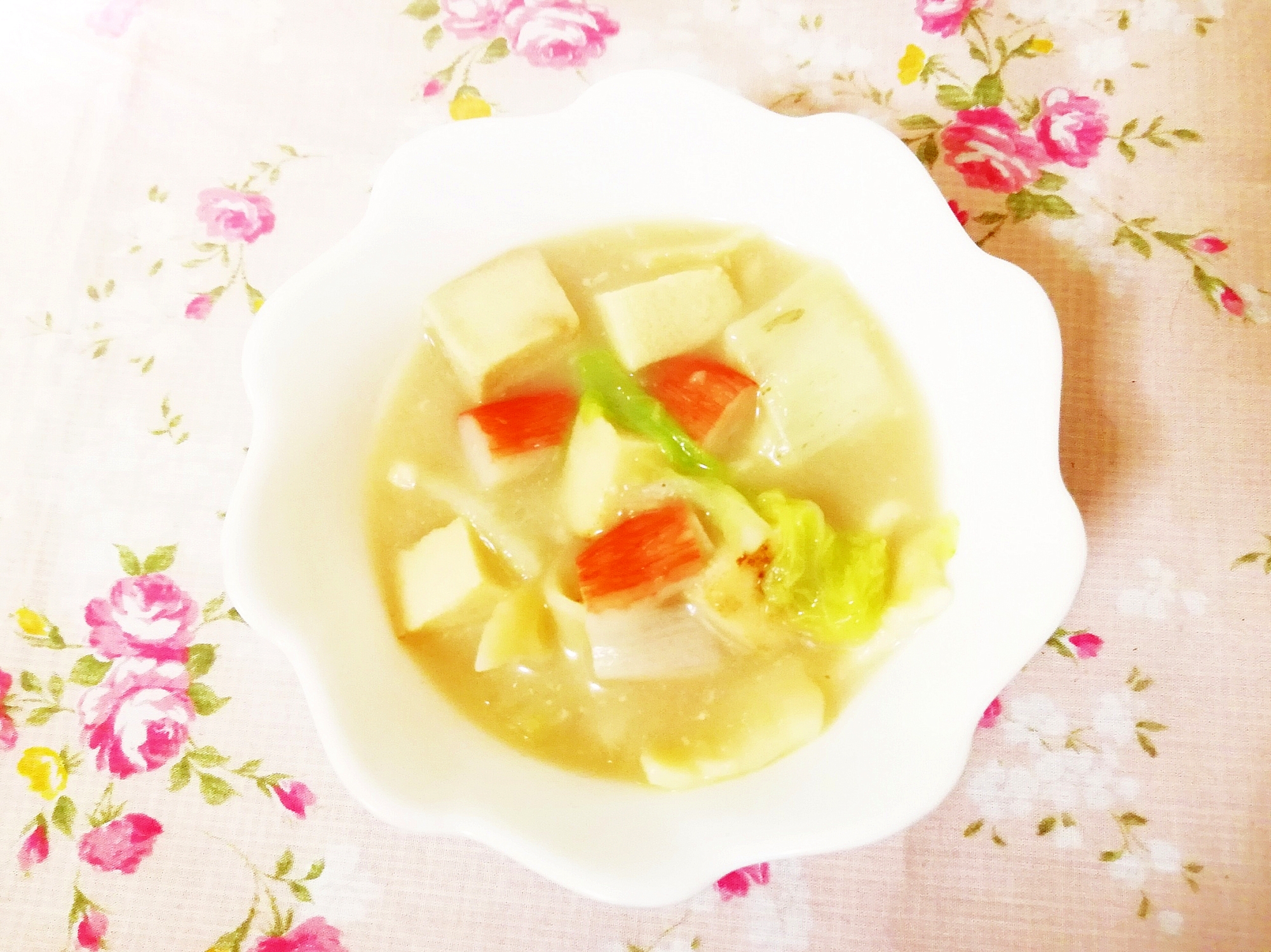 味噌風味♪白菜と高野豆腐のおだんごスープ