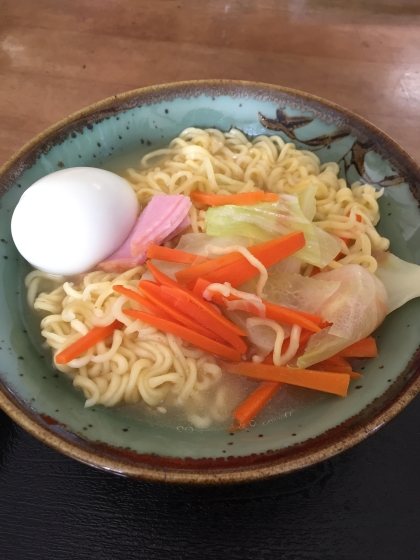 おでんの残りの汁で★わかめラーメン