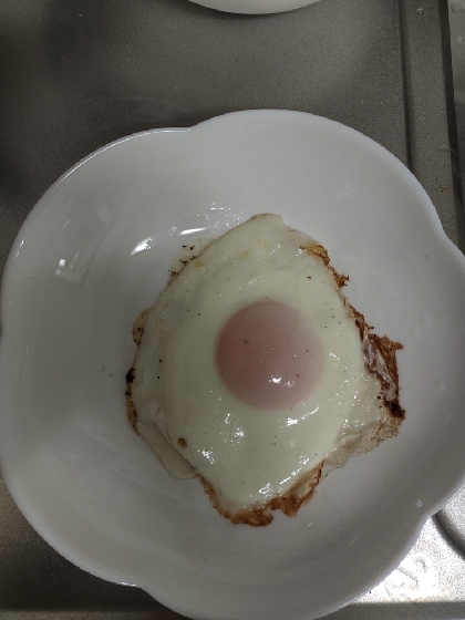 まわりが焦げない目玉焼き!!黄身は半熟