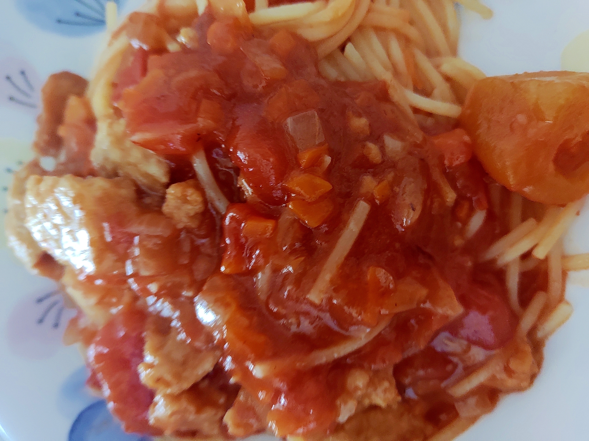 ひき肉のトマトパスタ