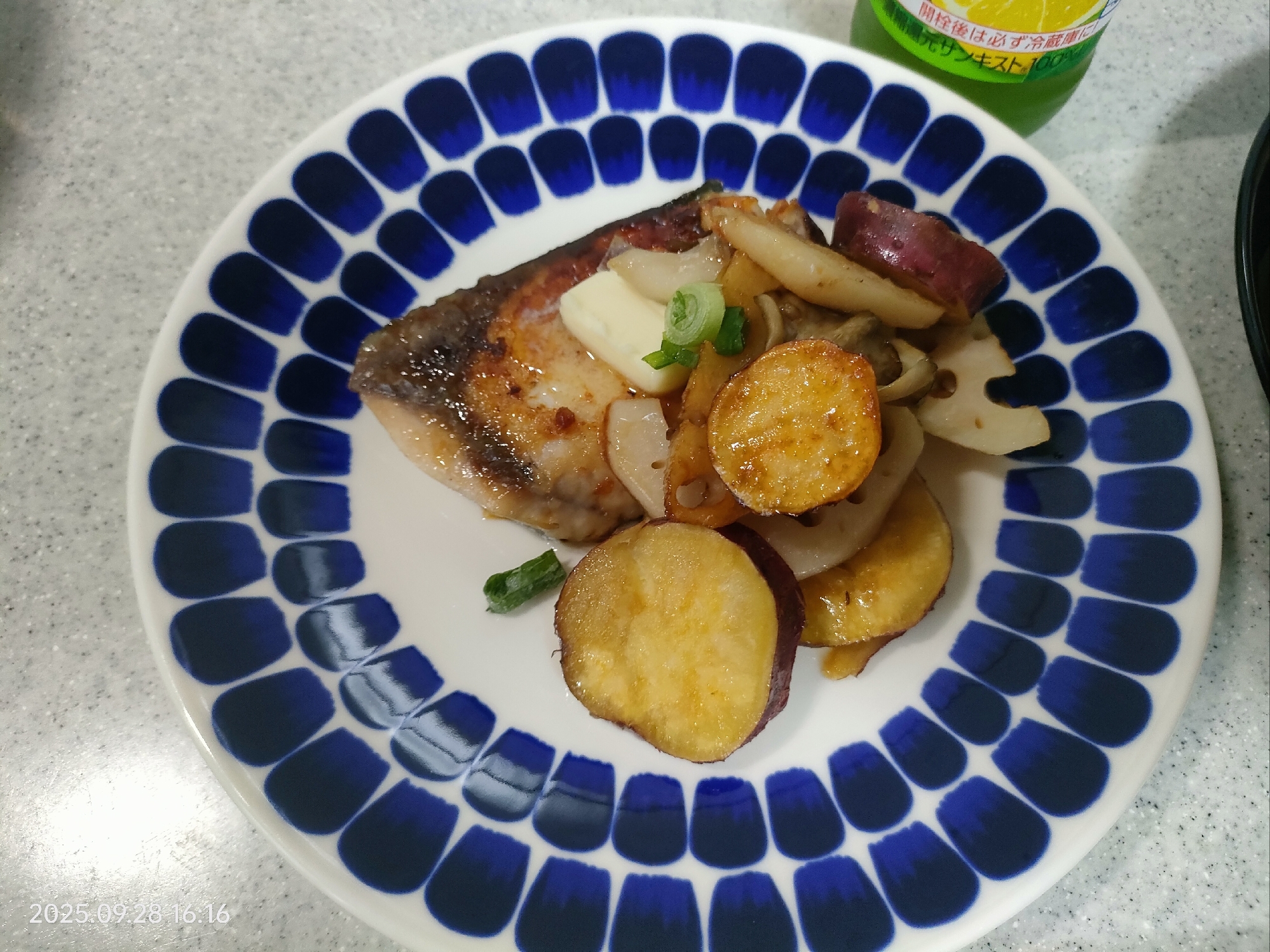 秋の野菜とブリの照焼