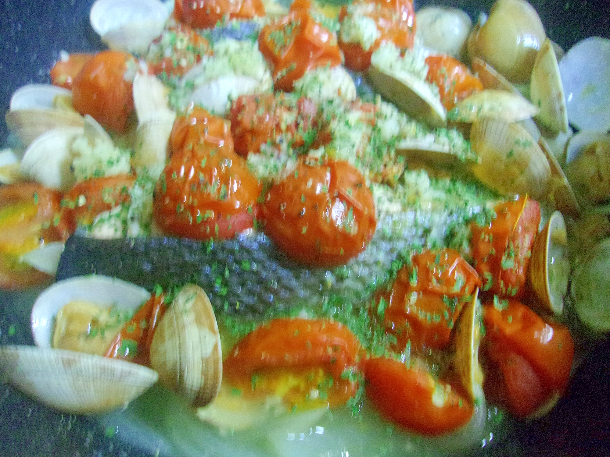 秋鮭とアサリの蒸し煮