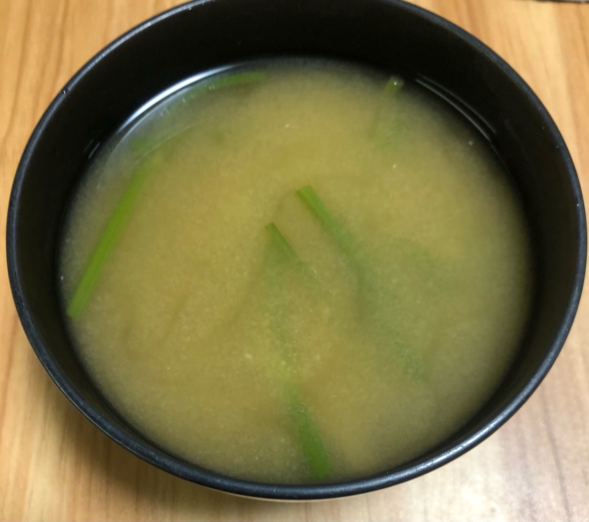 せりと豆腐の味噌汁