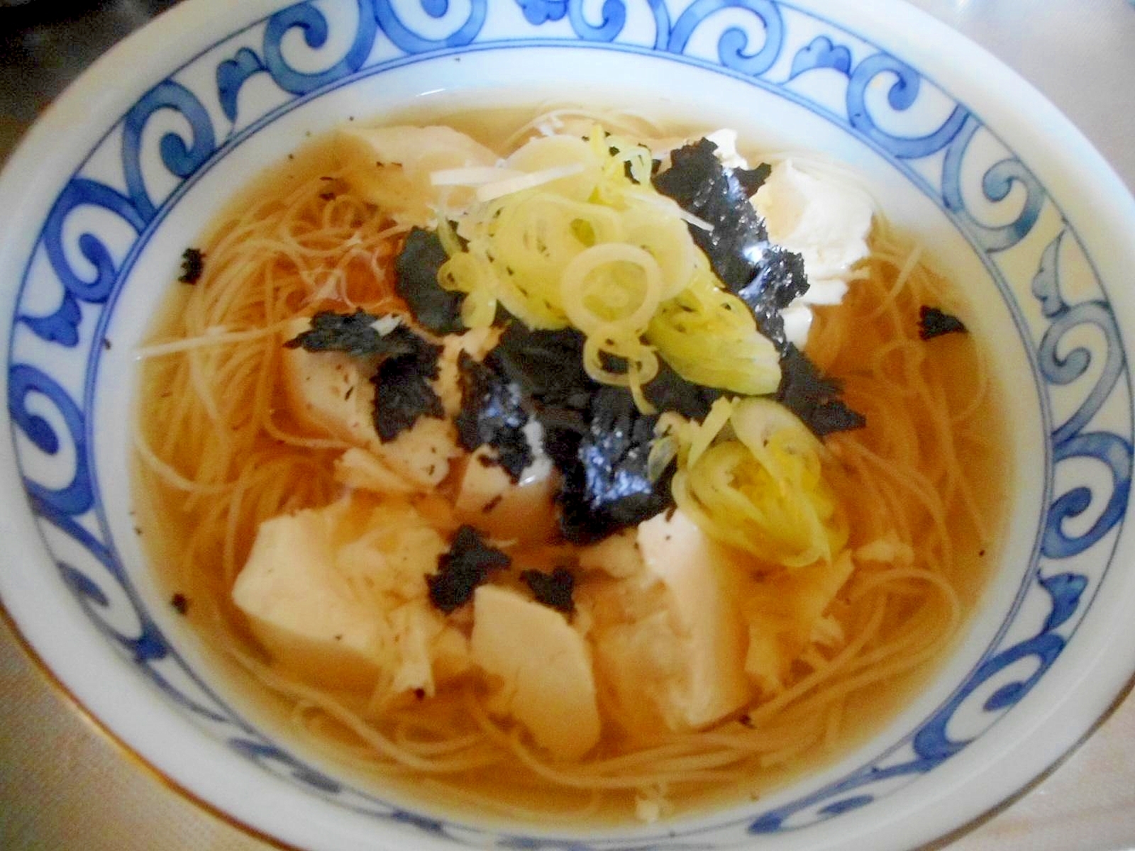 豆腐と海苔のにゅうめん