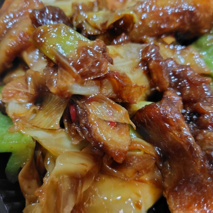 ヒレカツ用豚肉と葉野菜のソテー
