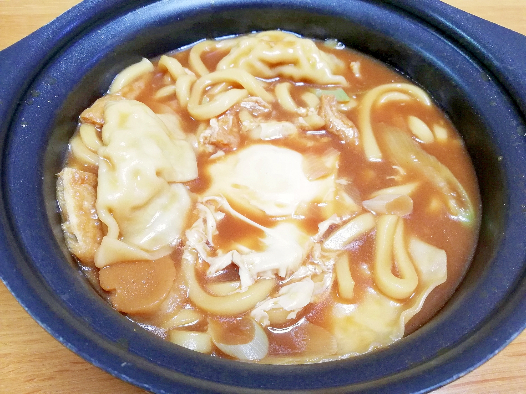 餃子で味噌煮込みうどん