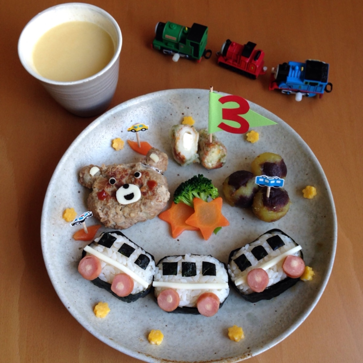 お誕生日に 電車ごはん レシピ 作り方 By ちーたまちー 楽天レシピ お誕生日に 電車ごはん レシピ 作り方 By ちーたまちー 楽天レシピ