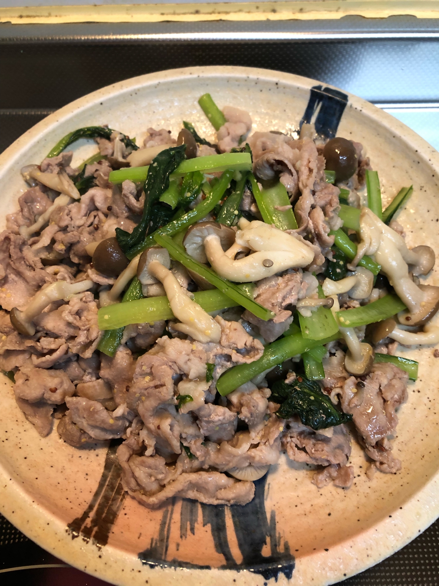 豚肉と小松菜としめじの和風マスタード炒め^_^