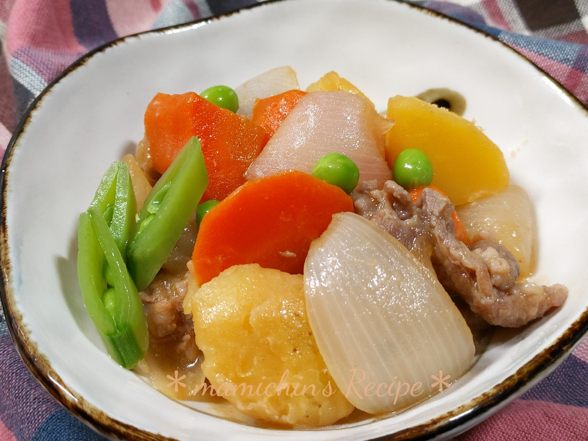 ストウブDe〜醤油麹の肉じゃが