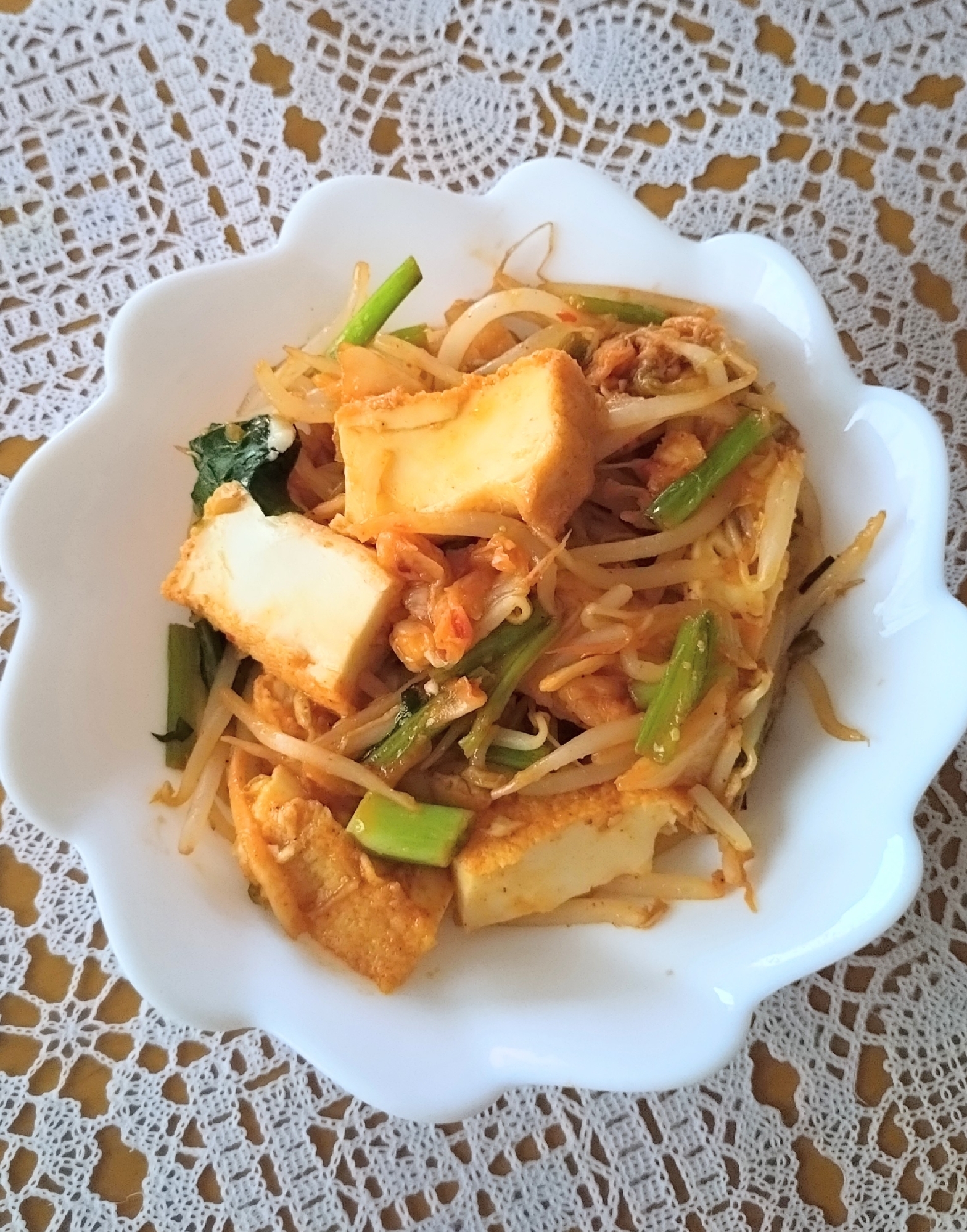 厚揚げともやしと胡麻キムチ炒め☆