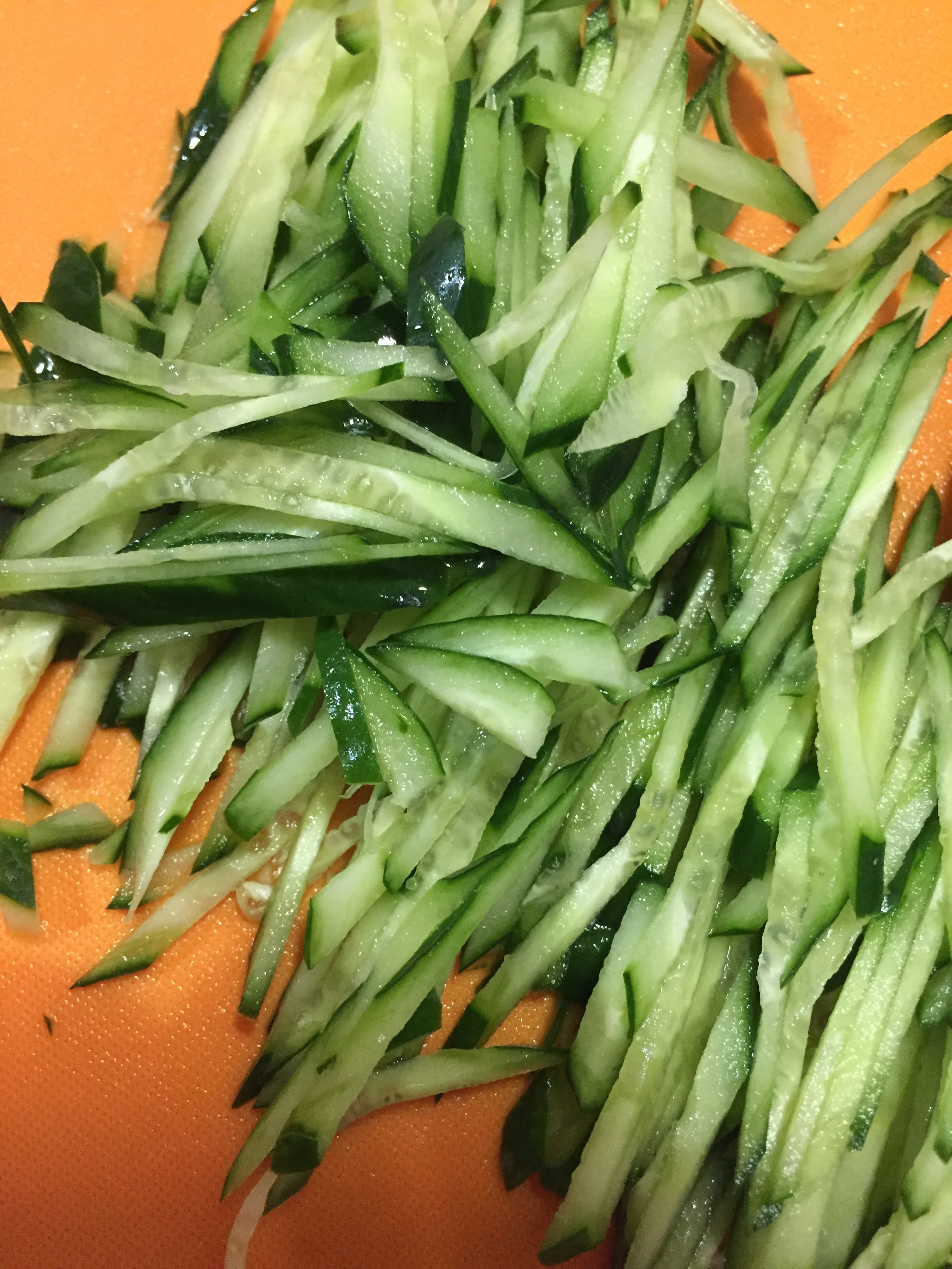 えのきとワカメときゅうりのめんつゆポン酢サラダ レシピ 作り方 By りらっくママ 楽天レシピ えのきとワカメときゅうりのめんつゆポン酢サラダ レシピ 作り方 By りらっくママ 楽天レシピ