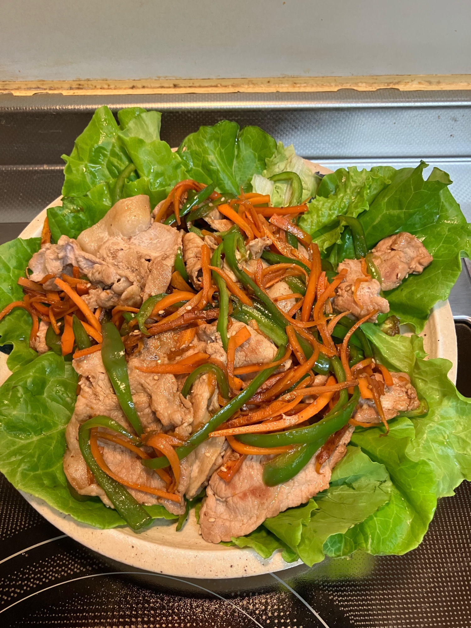 豚肉と人参とピーマンの甘辛炒め^_^