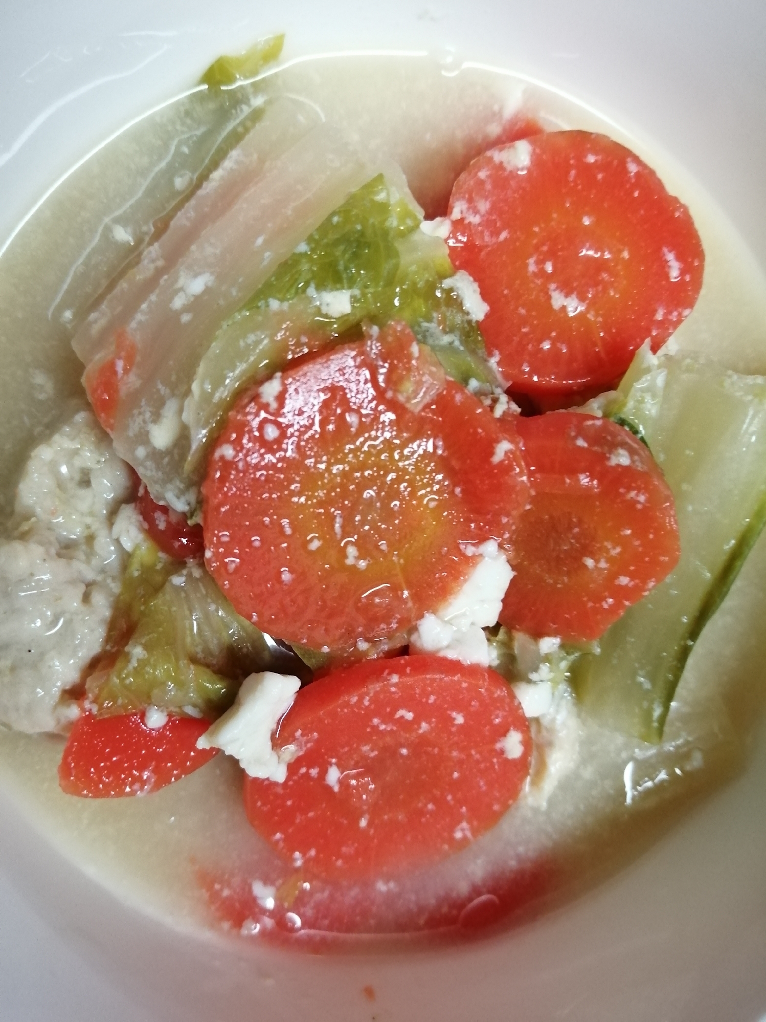 にんじんと白菜と豆腐のスープ