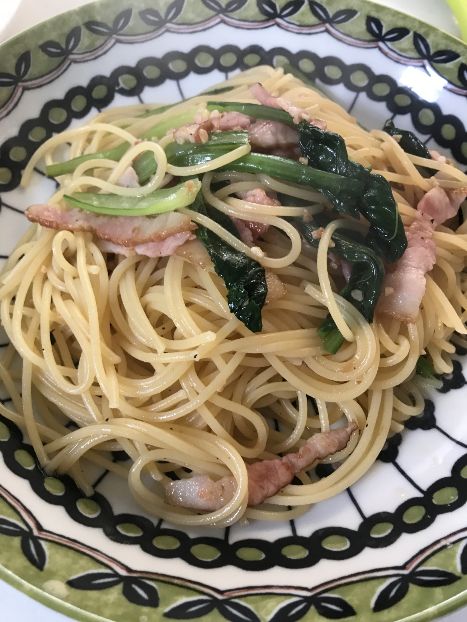 小松菜とベーコンの和風パスタ